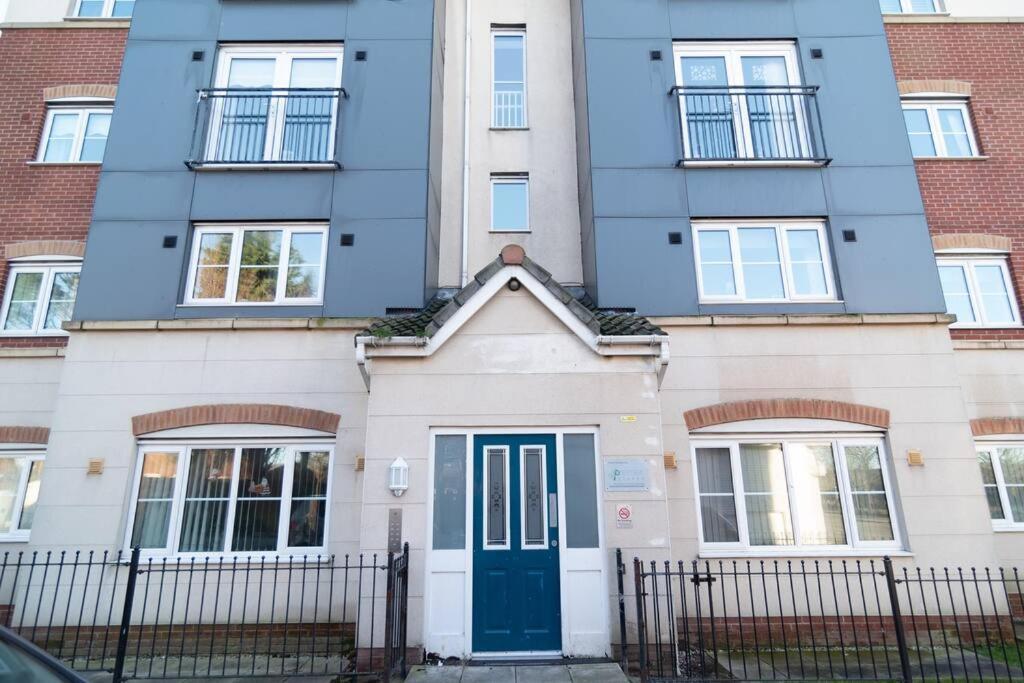 Gem 3 Bedroom House Private Parking * Liverpool