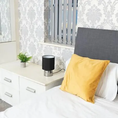 Central Liverpool Gem 3 Bedroom House Private Parking Exterior photo
